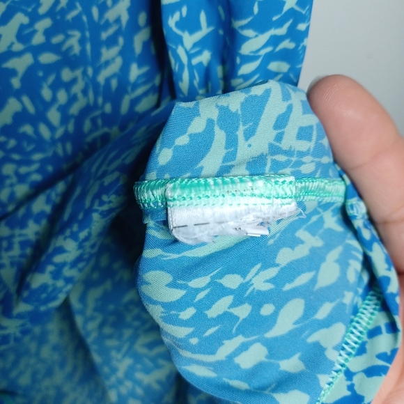 Athleta Blue and Green Relaxed Tank Top - Picture 3 of 8